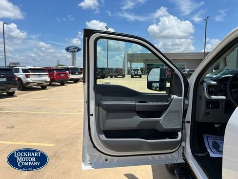 New 2026 Ford F250 XL w/ STX Appearance Package AWD/4WD image 12