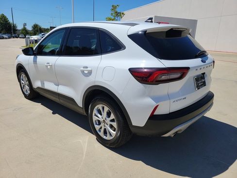 Used 2025 Ford Escape Active FWD image 7