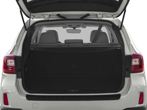 Used 2017 Subaru Outback 2.5i Premium AWD/4WD image 12