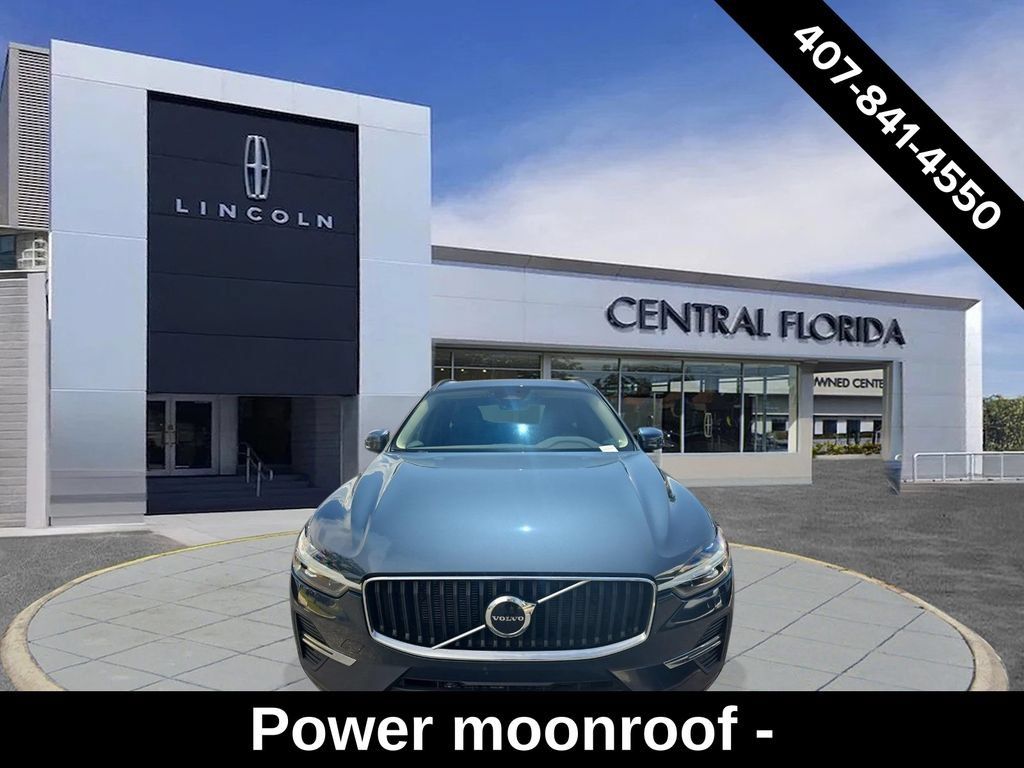 Used 2023 Volvo XC60 B5 Core w/ Climate Package FWD image 2