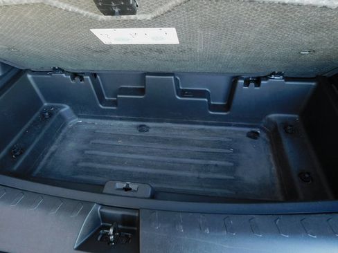 Used 2020 Chevrolet Traverse LS image 14