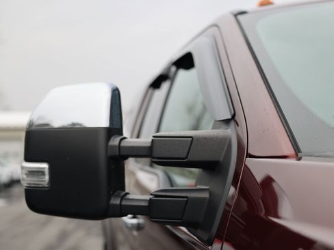 Used 2017 Ford F250 Lariat w/ Chrome Package image 44