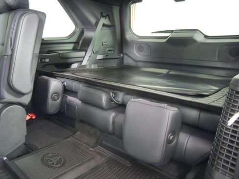 Used 2025 Toyota Sequoia Platinum image 19