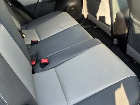 Used 2015 Toyota RAV4 Limited FWD image 16