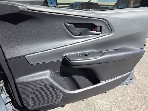 Used 2023 Toyota Prius LE image 30