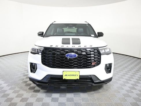 Used 2025 Ford Explorer ST w/ Sun And Sound Package AWD/4WD image 10