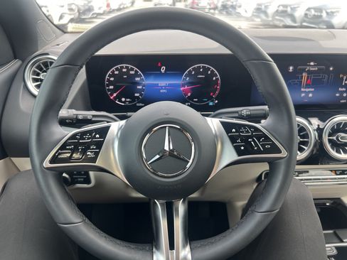 Used 2026 Mercedes-Benz GLA 250 image 18