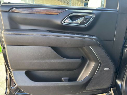 Used 2023 Chevrolet Tahoe Premier RWD image 18