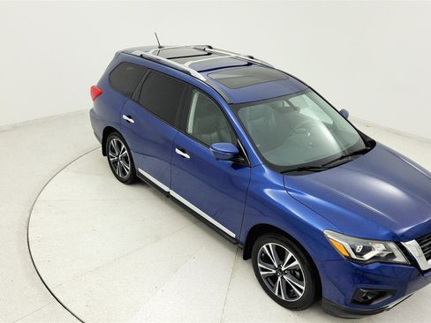 Used 2018 Nissan Pathfinder Platinum FWD image 19