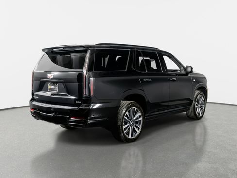 Used 2026 Cadillac Escalade Sport AWD/4WD image 9