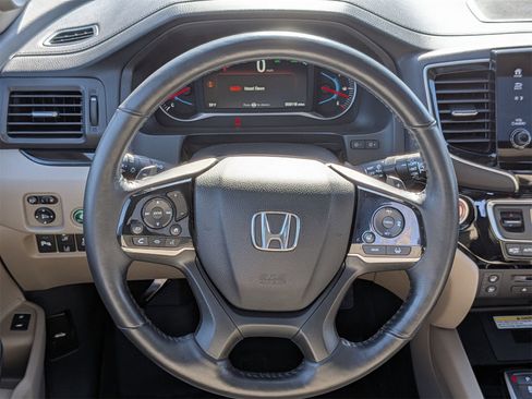 Used 2020 Honda Pilot Elite image 34