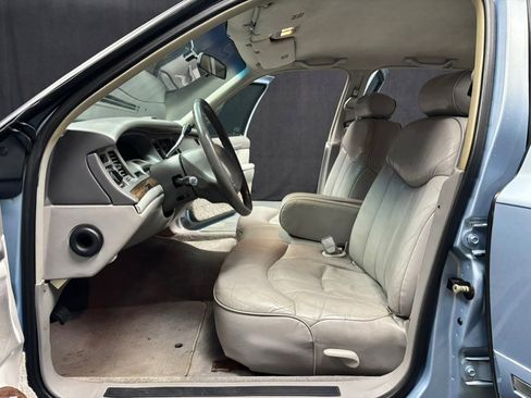 Used 1997 Lincoln Town Car Executive image 28