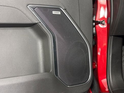 New 2025 GMC Sierra 3500 SLT w/ SLT Convenience Package image 18