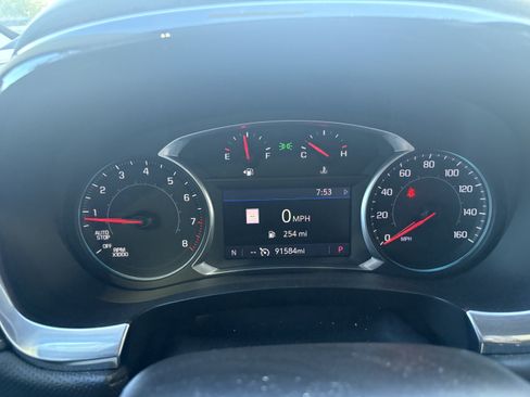 Used 2021 Chevrolet Traverse Premier w/ Redline Edition AWD/4WD image 12