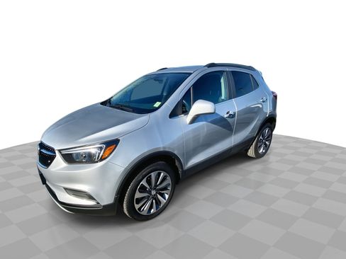 Certified 2022 Buick Encore Preferred w/ Safety Package AWD/4WD image 4