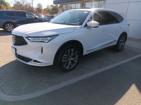 Used 2023 Acura MDX SH-AWD w/ Technology Package image 2