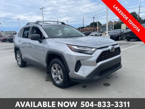 Certified 2025 Toyota RAV4 LE AWD/4WD image 8