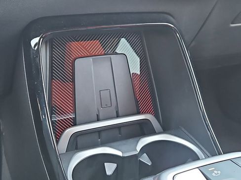 Used 2025 BMW X2 xDrive28i w/ Premium Package image 14