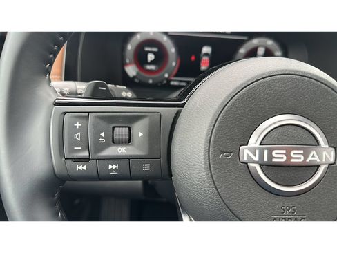 Used 2025 Nissan Pathfinder Platinum w/ Cargo Package AWD/4WD image 25