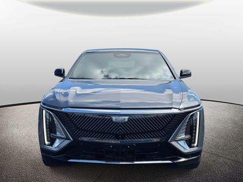 Used 2023 Cadillac Lyriq AWD image 8