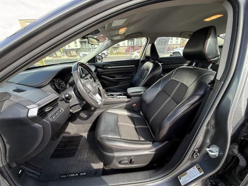 Used 2023 Nissan Altima 2.5 SR AWD/4WD image 18