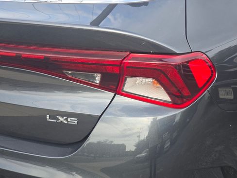 Certified 2021 Kia K5 LXS FWD image 8