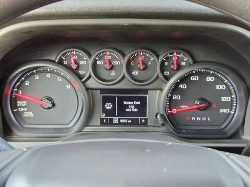 Used 2025 Chevrolet Silverado 1500 Custom Trail Boss AWD/4WD image 23