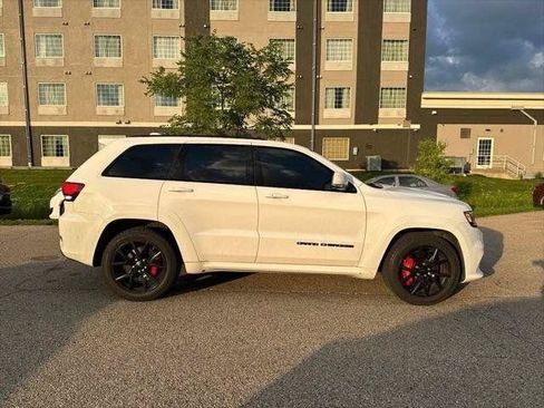 Used 2018 Jeep Grand Cherokee SRT w/ Trailer Tow Group IV AWD/4WD image 92