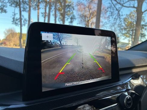 Used 2025 Ford Escape ST-Line image 32