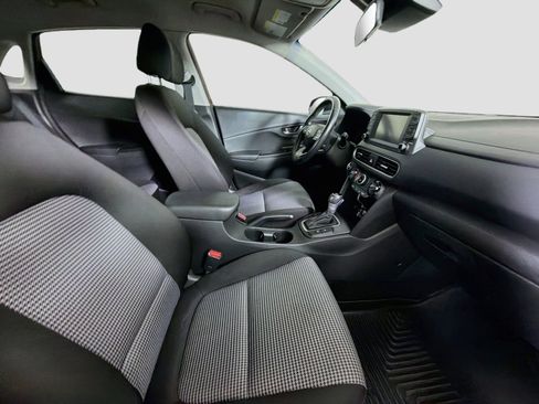 Used 2021 Hyundai Kona SEL FWD image 28