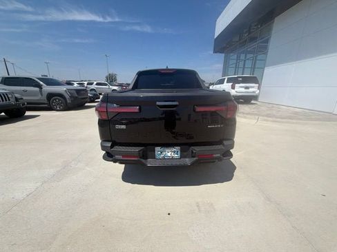 Used 2023 Hyundai Santa Cruz Night AWD/4WD image 6