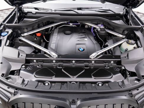 New 2026 BMW X7 xDrive40i w/ Executive Package image 29