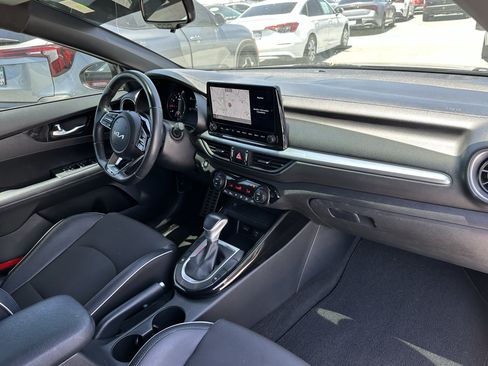 Certified 2023 Kia Forte GT-Line FWD image 15