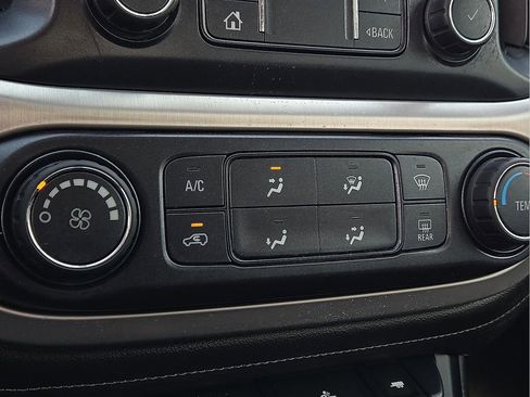 Used 2019 GMC Canyon SLE image 15