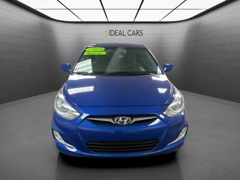 Used 2012 Hyundai Accent GLS w/ Premium Pkg 3 FWD image 2