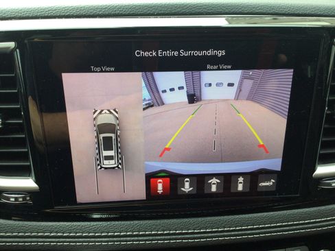New 2026 Chrysler Pacifica Select AWD/4WD image 16