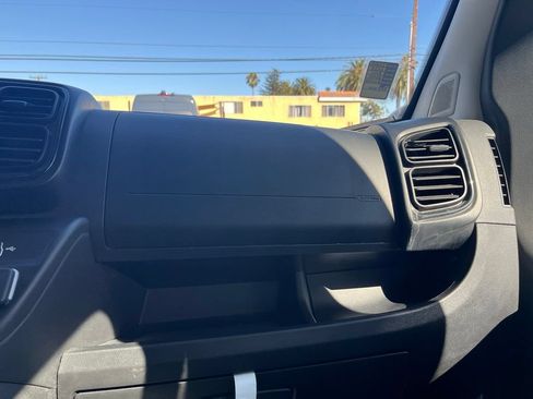 Used 2025 RAM ProMaster 3500 FWD image 20