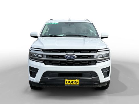 Used 2024 Ford Expedition XLT image 8
