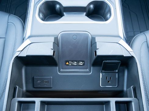 New 2026 Chevrolet Silverado 3500 LTZ w/ LTZ Convenience Package image 9