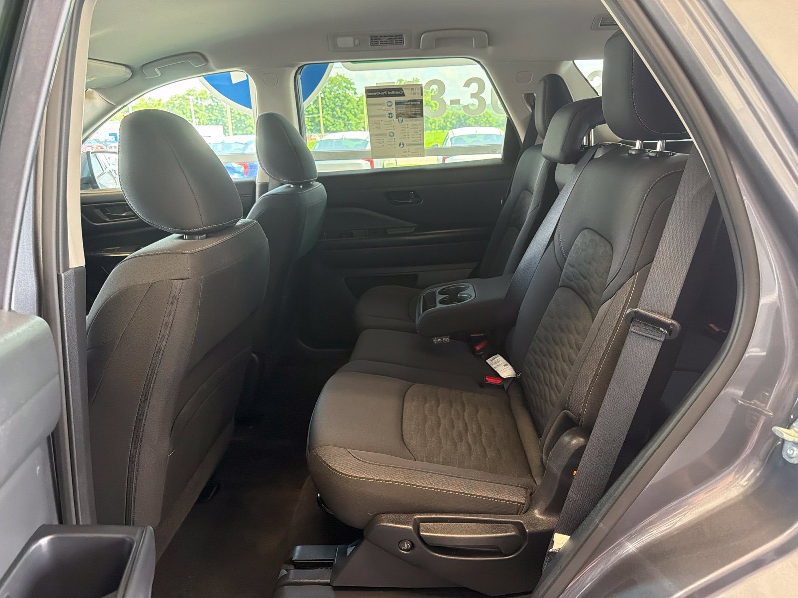 Used 2025 Nissan Pathfinder SV AWD/4WD image 15