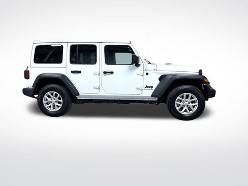 Used 2023 Jeep Wrangler Unlimited Sport w/ Sun And Sound Package AWD/4WD image 2