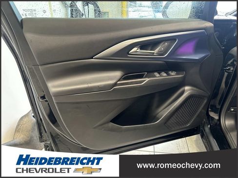 Used 2024 Chevrolet Equinox EV LT FWD image 10