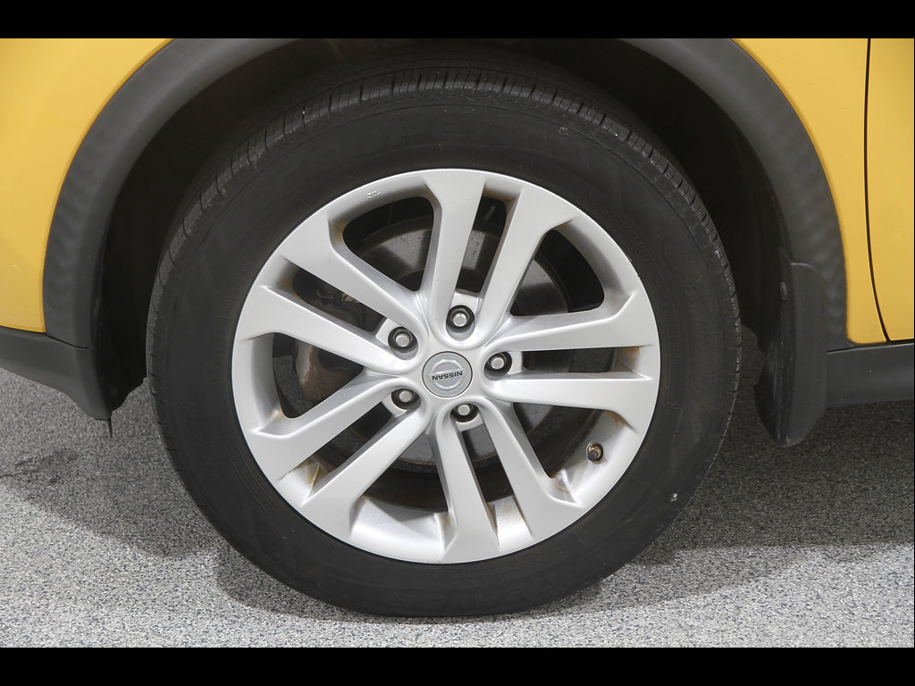 Used 2016 Nissan Juke S FWD image 18