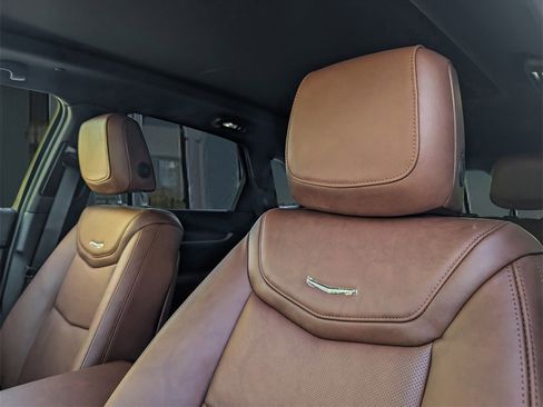 New 2025 Cadillac XT5 Premium Luxury image 11