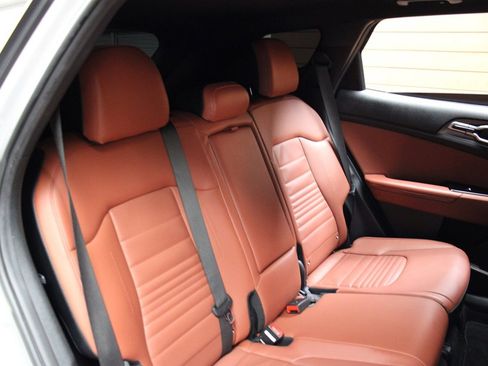 Used 2023 Kia Sportage SX image 30