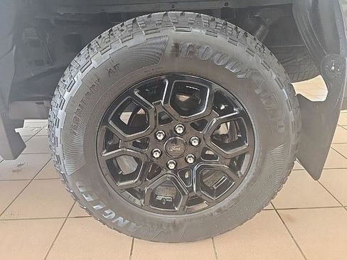 Used 2025 Ford F150 XLT w/ Equipment Group 302A MID image 46