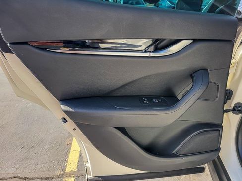 Used 2022 Maserati Levante GT image 20