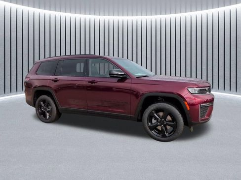 New 2026 Jeep Grand Cherokee L Limited image 3