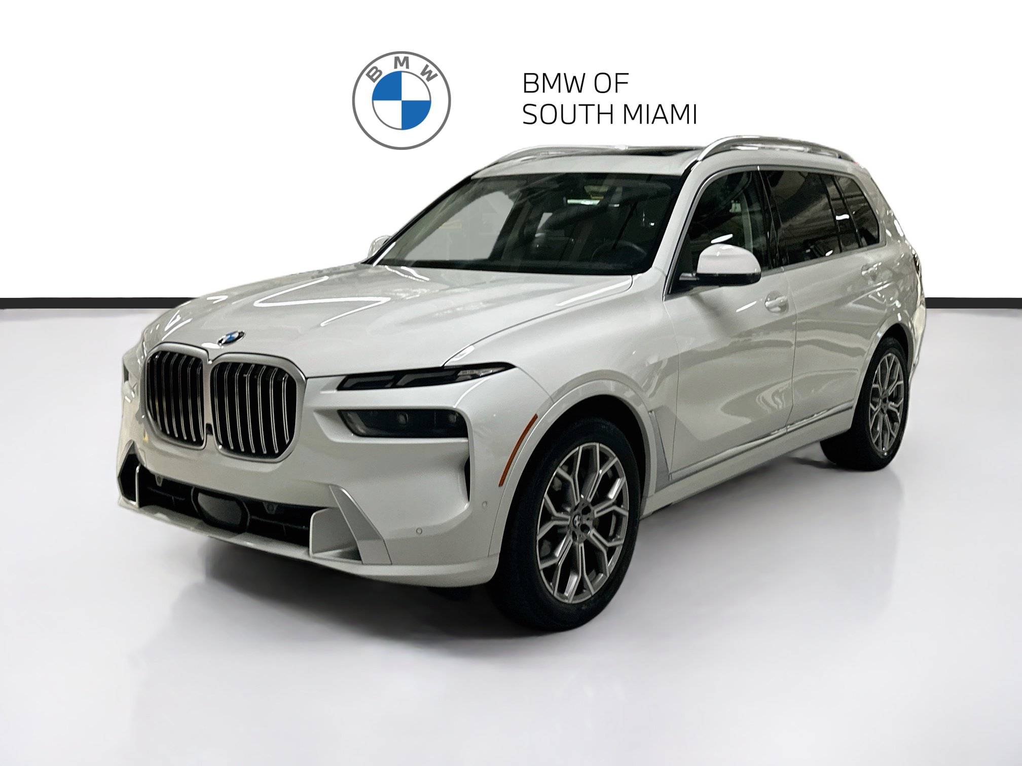 Certified 2024 BMW X7 xDrive40i w/ Premium Package AWD/4WD image 3