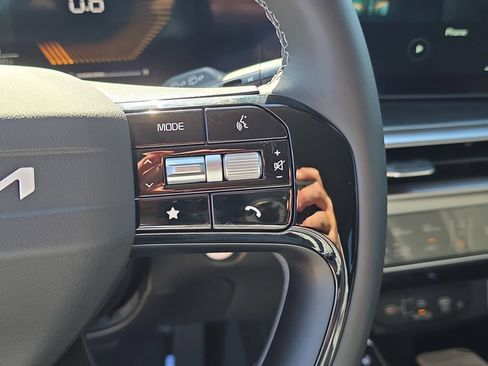 New 2026 Kia Sorento S AWD/4WD image 30